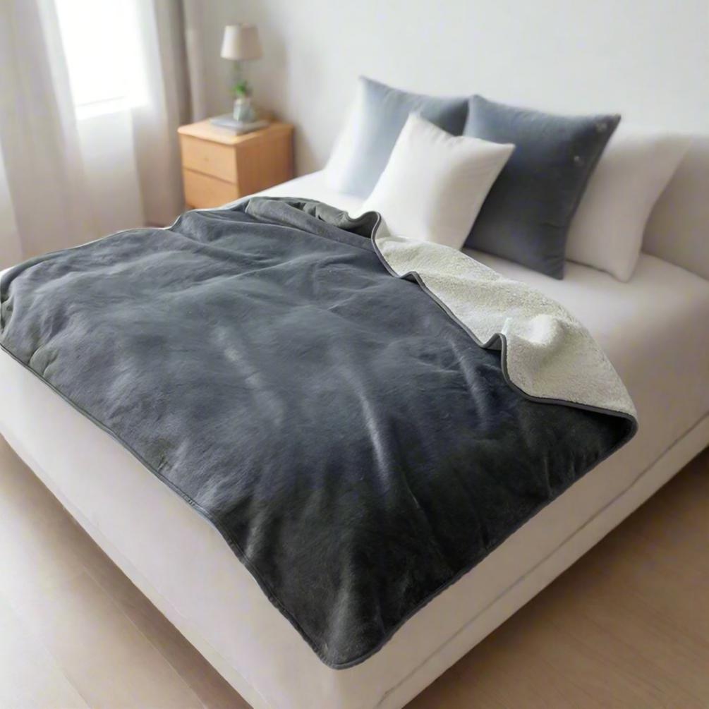 PawfectFriend Waterproof Reversible Dog Blanket Cozy Washable Pet Bed Cover for Home or Travel 